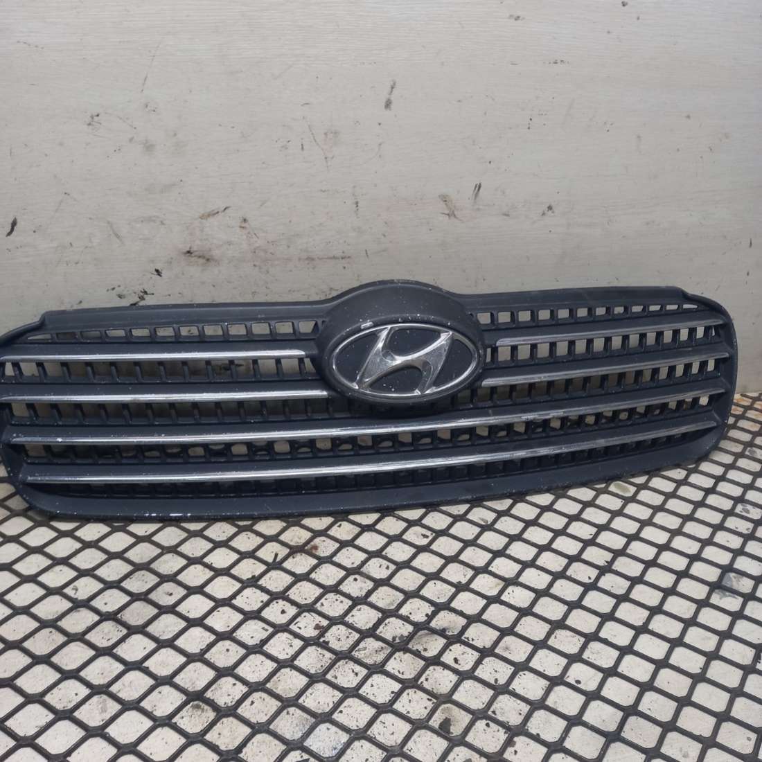 Решетка радиатора к Hyundai Accent 2009