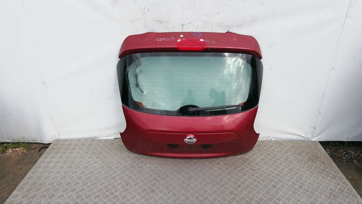 Замок двери к Nissan Juke 2011