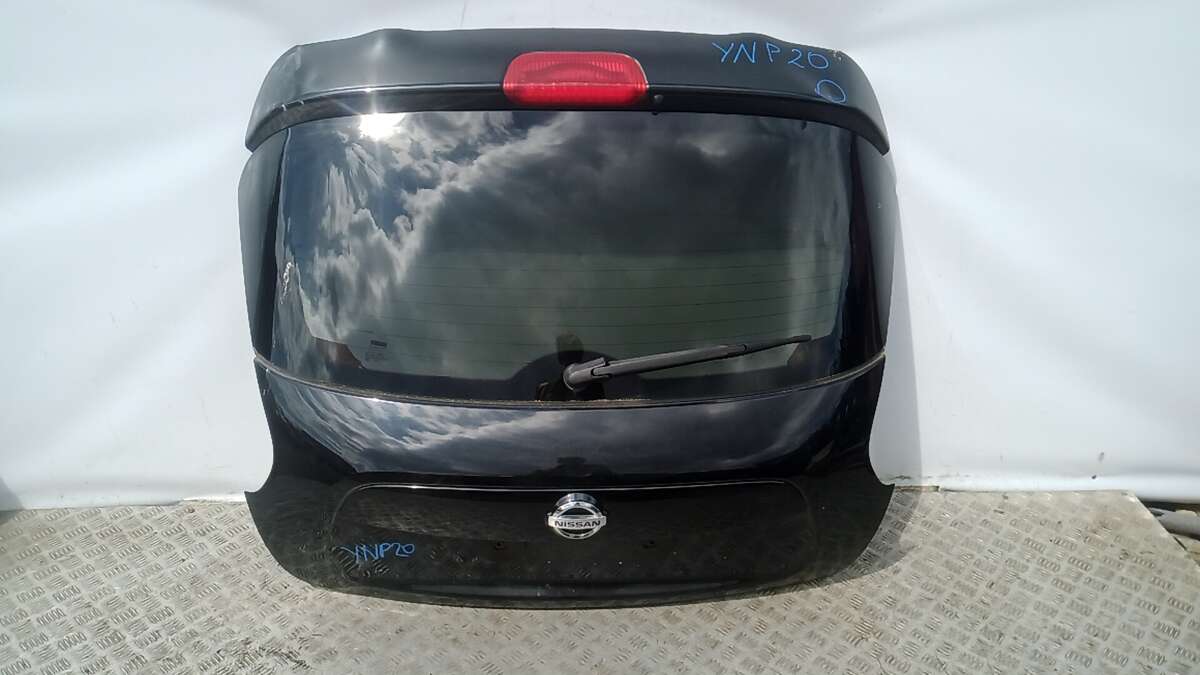 Замок двери к Nissan Juke 2012