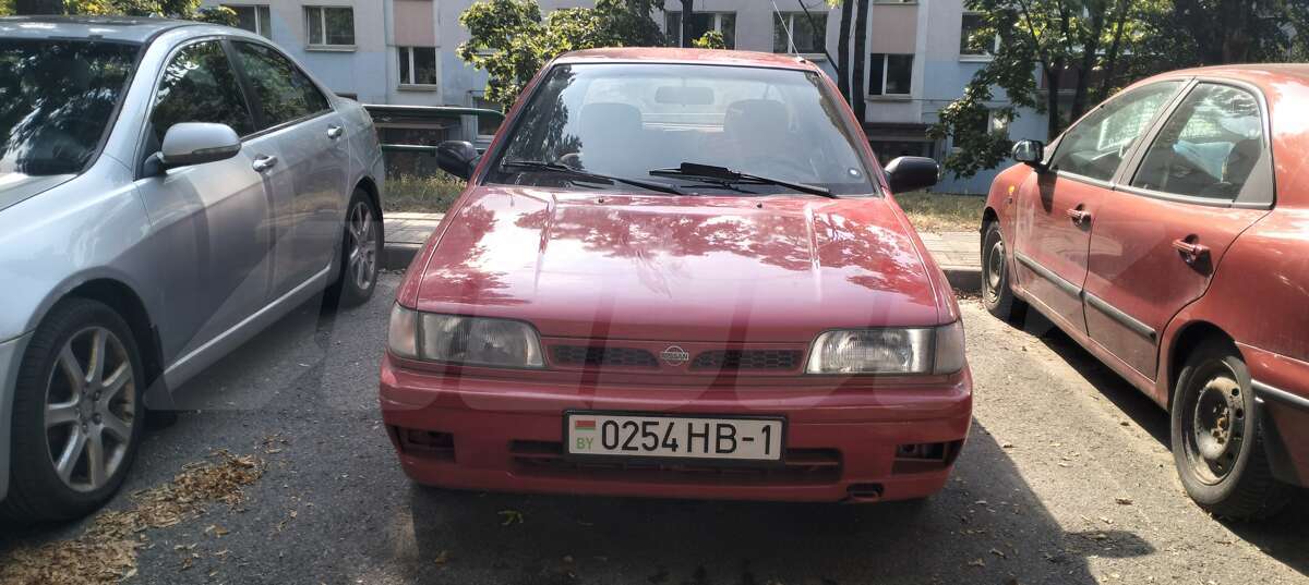 Nissan Sunny N14, 1992