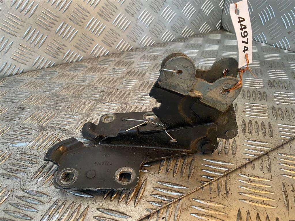 Петля капота к Renault Laguna 2004