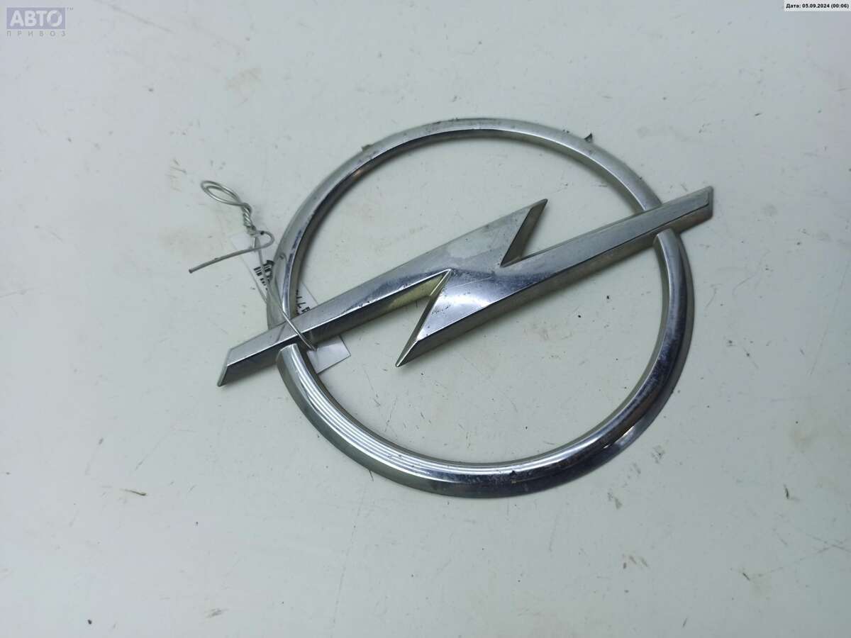 Эмблема к Opel Astra 2005