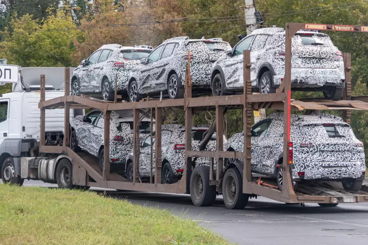 Они вернулись? В сети появились фото Renault Sandero российской сборки