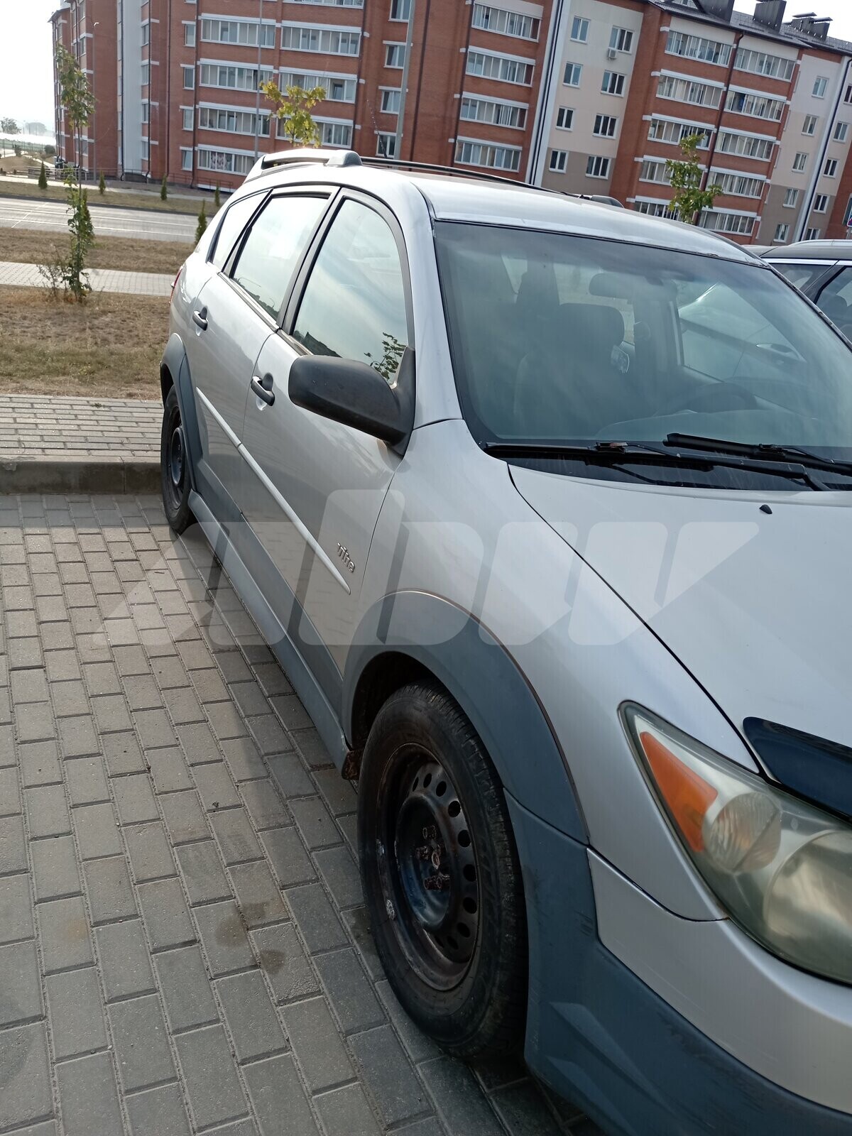 Pontiac Vibe I, 2004