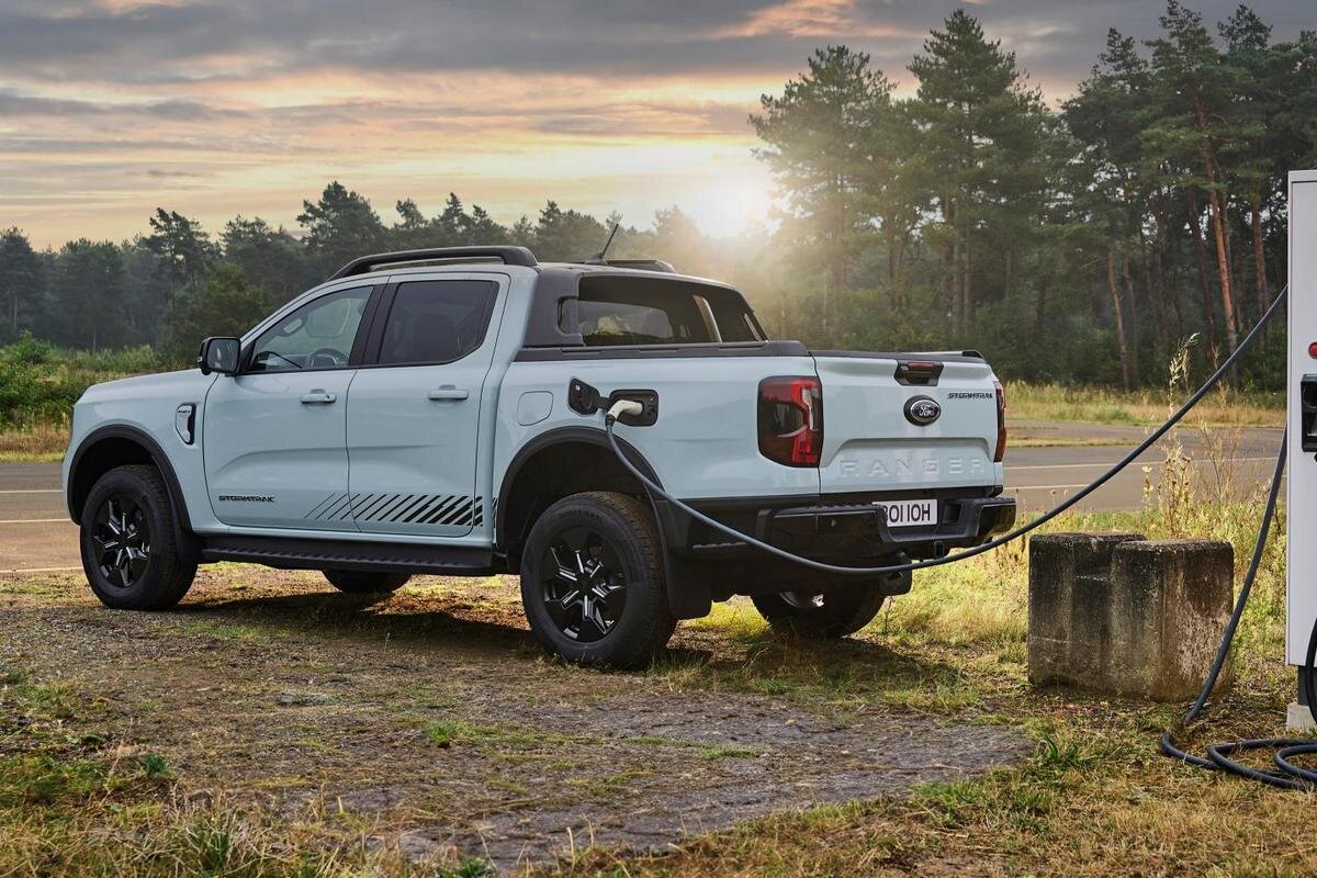 Ford выпустит версию Ranger PHEV с раздачей энергии на внешние устройства