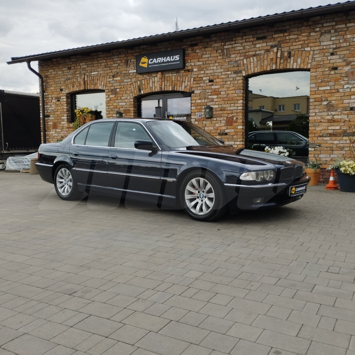 BMW 7 series IV (E65/E66), 2001