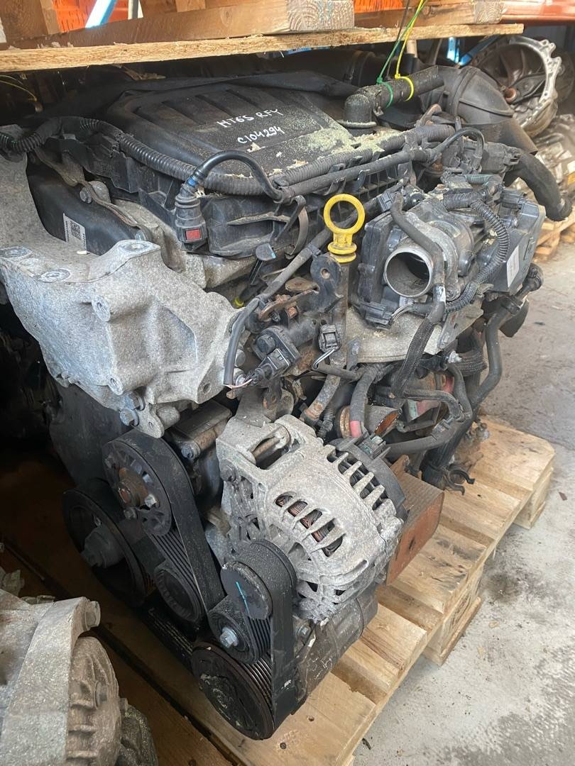 Двигатель к Renault Trafic 2016
