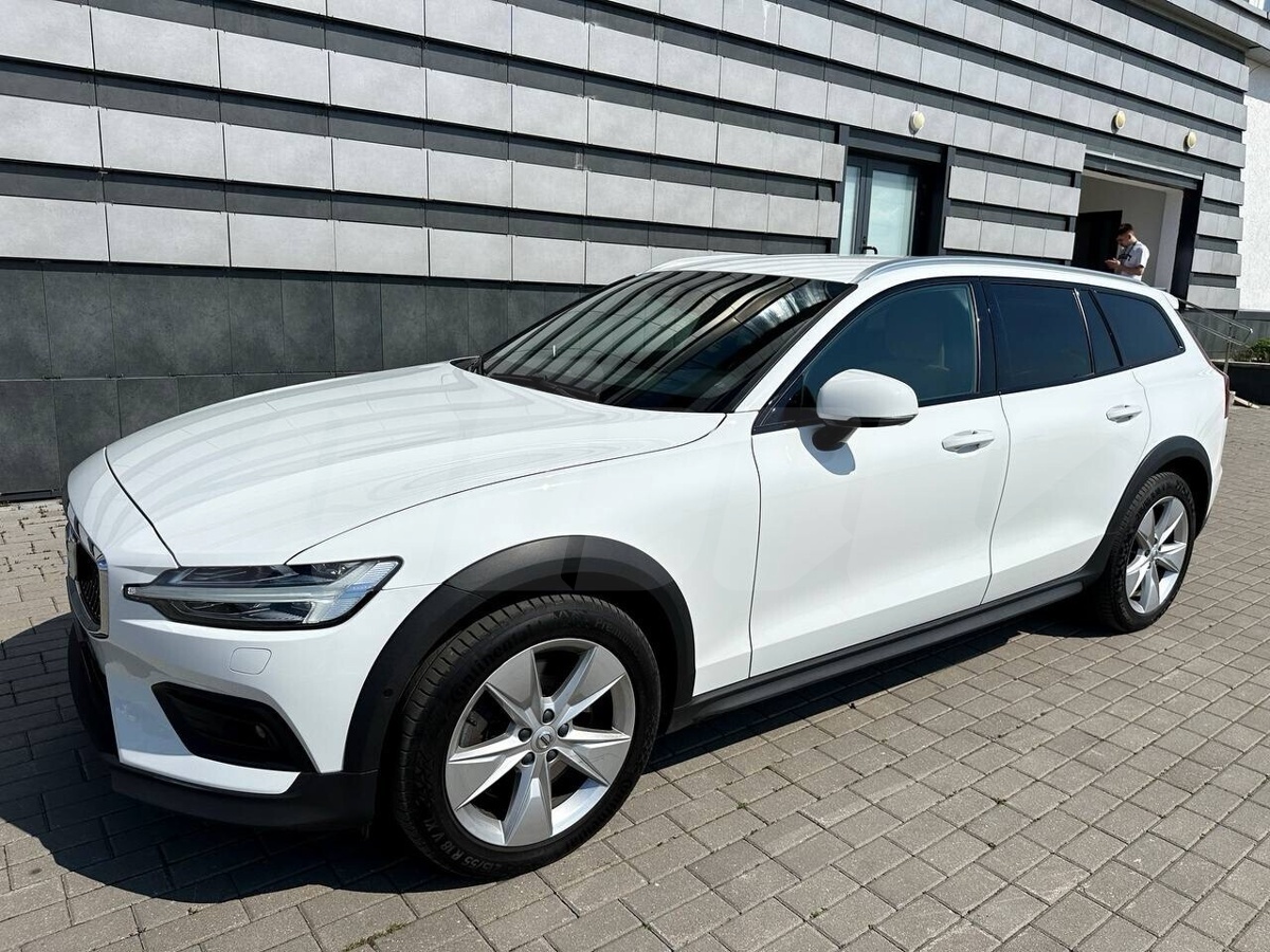 Volvo V60 Cross Country II, 2019