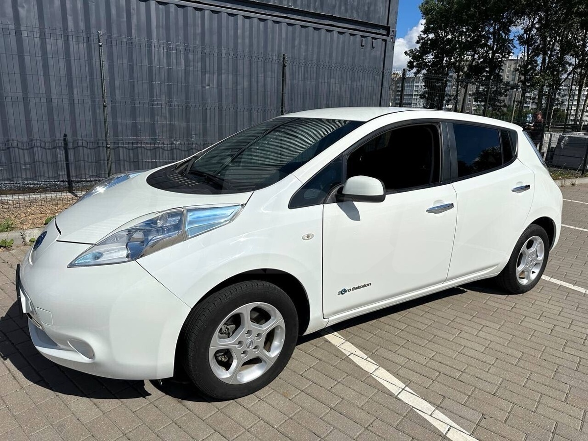 Nissan Leaf II (ZE1), 2017