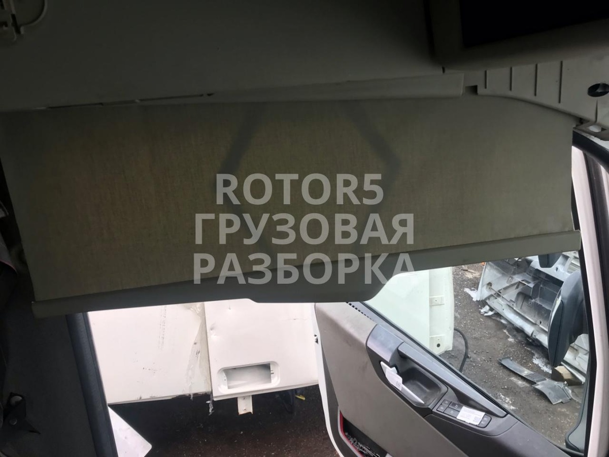 Шторка двери к Volvo A6 2015