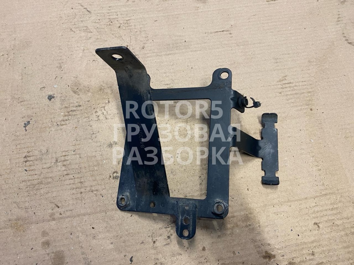 Кронштейн к Volvo A6 2015