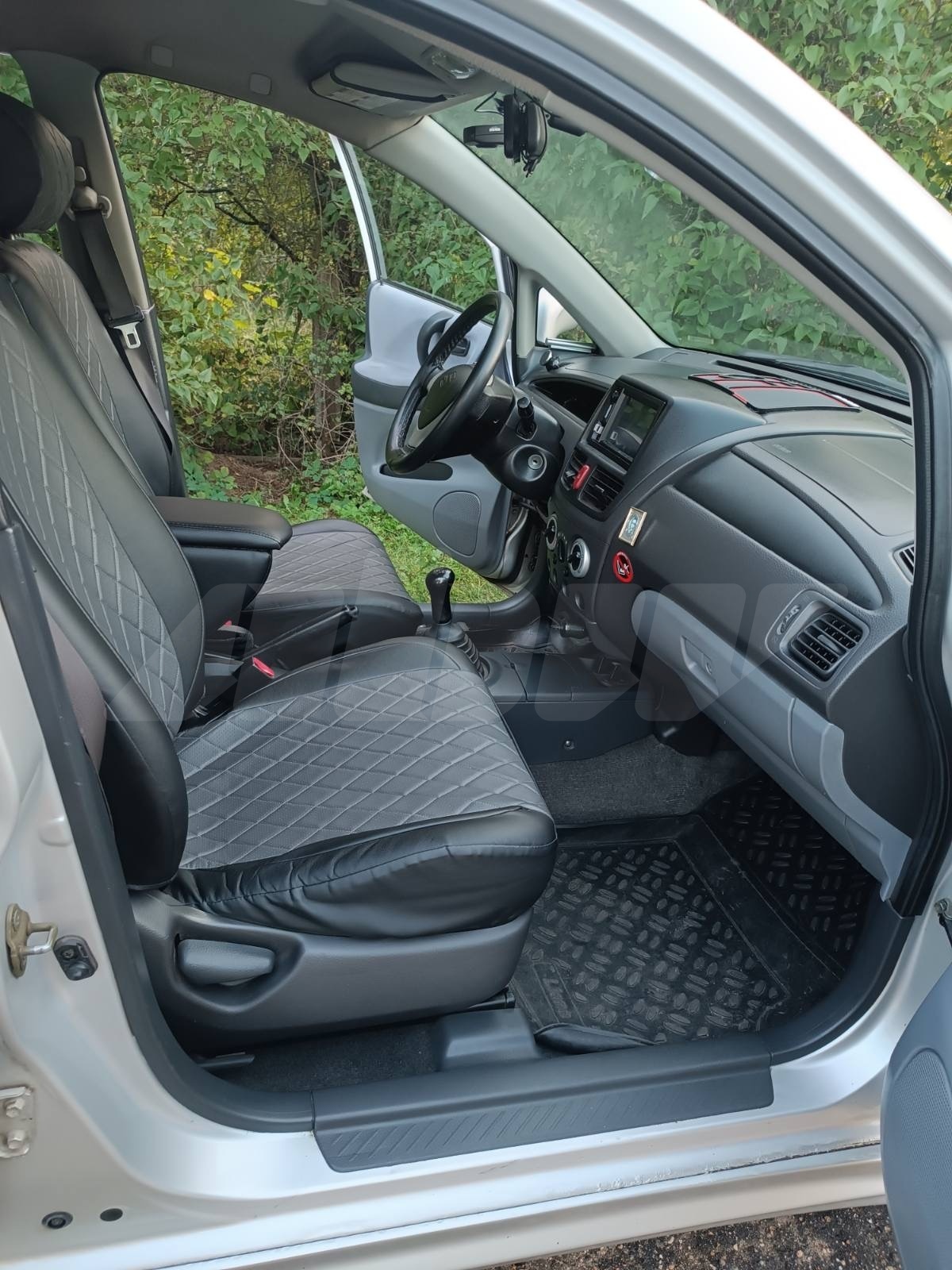 Suzuki Liana I, 2002