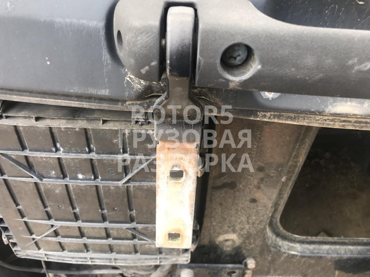 Петля капота к Mercedes-Benz  2009