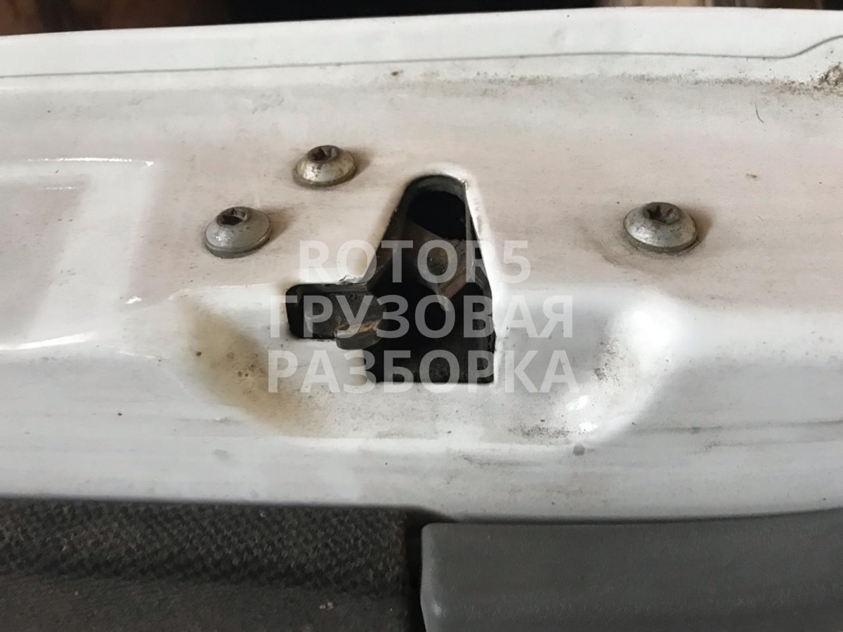 Замок двери к Mercedes-Benz  2008