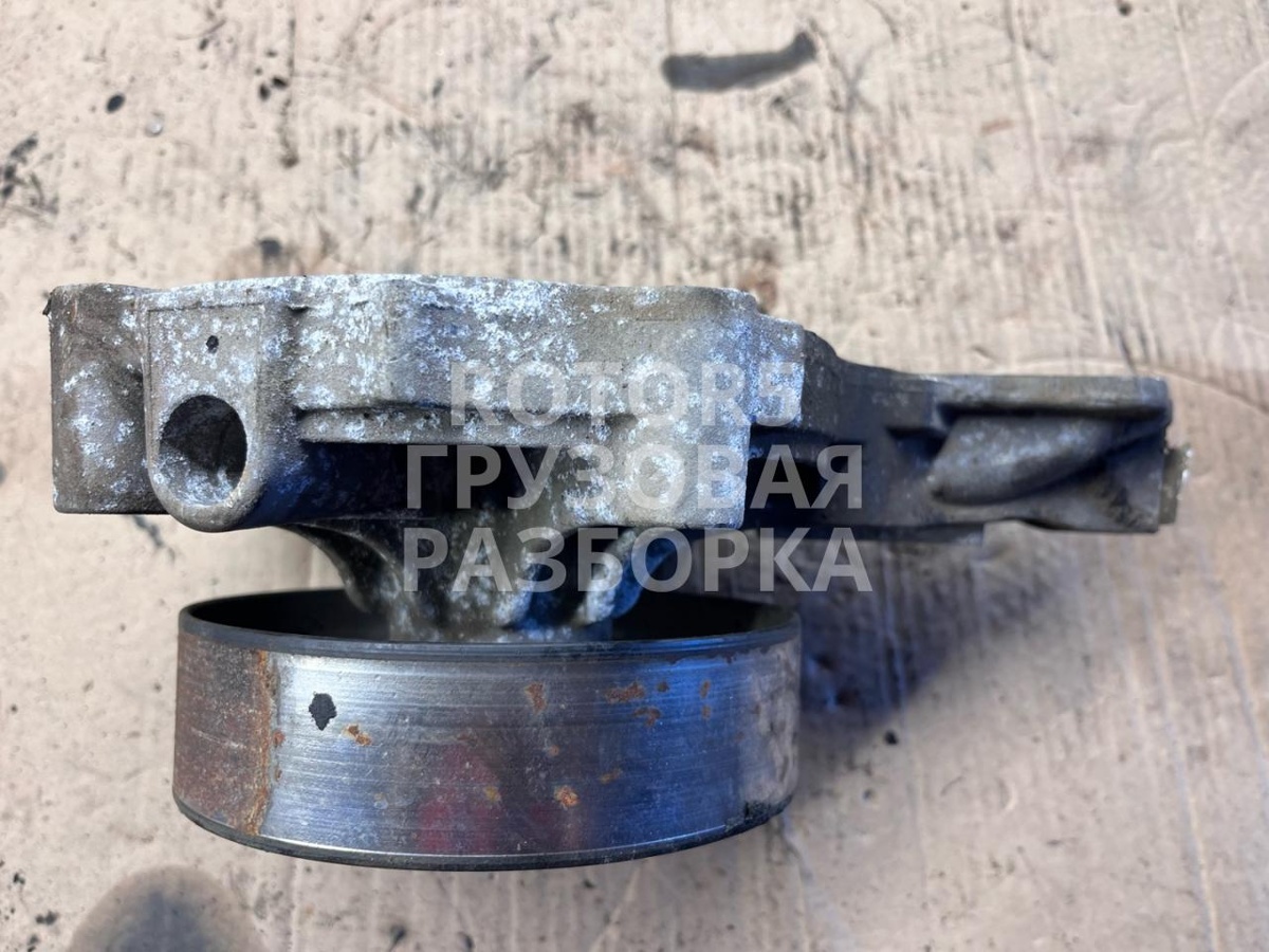 Помпа к Volvo A6 2007