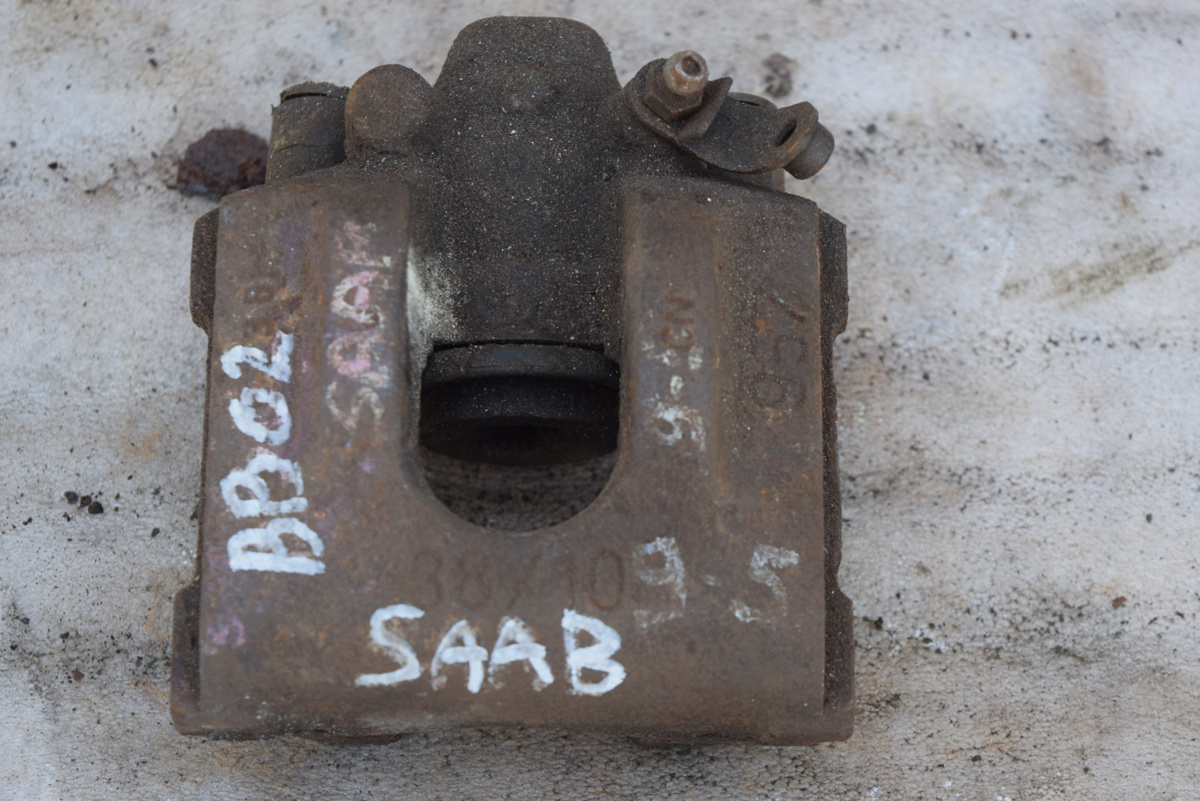 Суппорт задний правый к Saab 9-5 2004