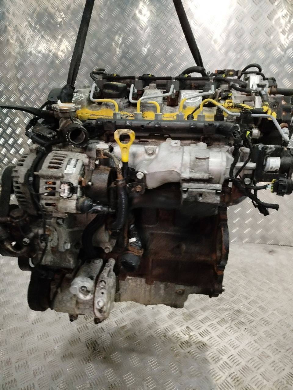 Двигатель к Kia Carens 2006