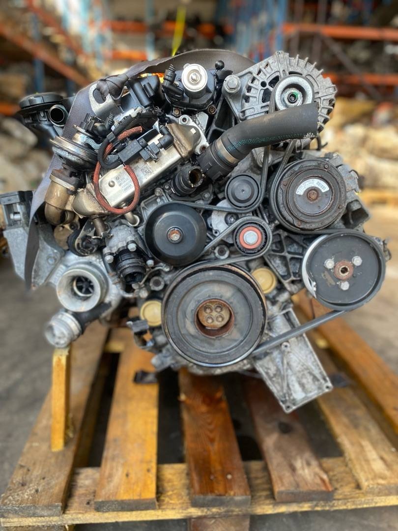 Двигатель к BMW  2009