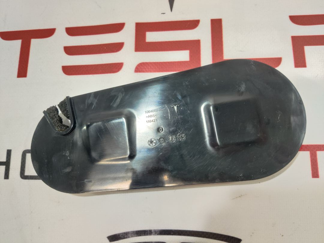 Заглушка к Tesla Model S 2019