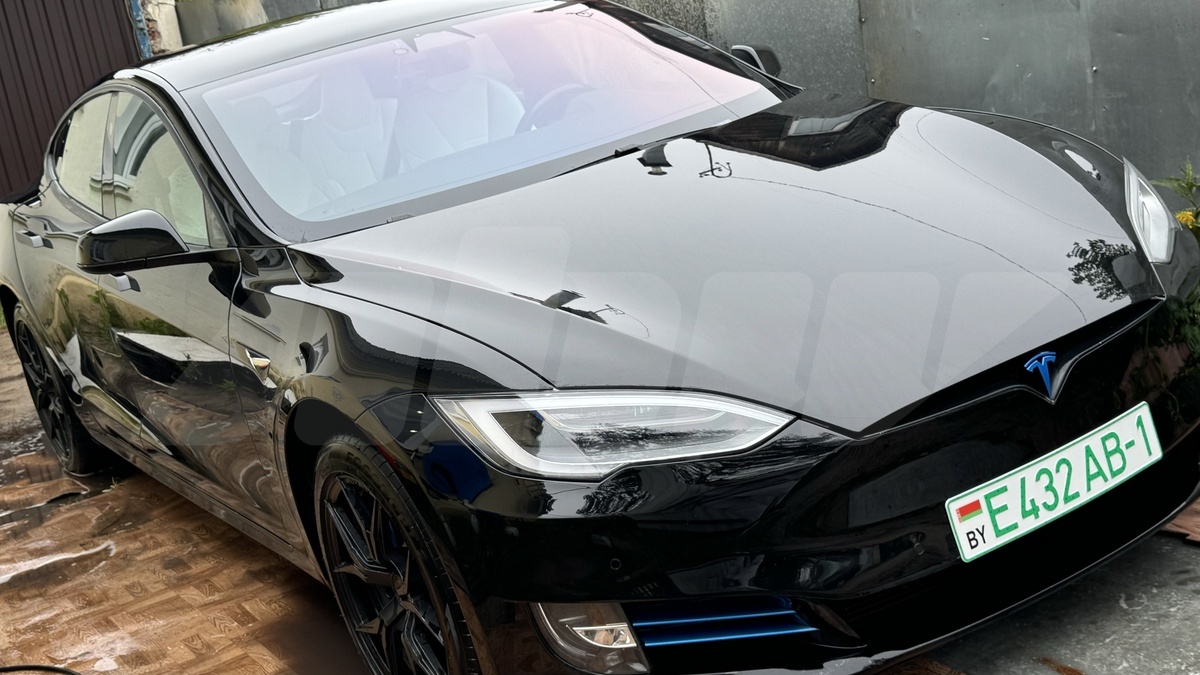 Tesla Model S I Рестайлинг, 2017