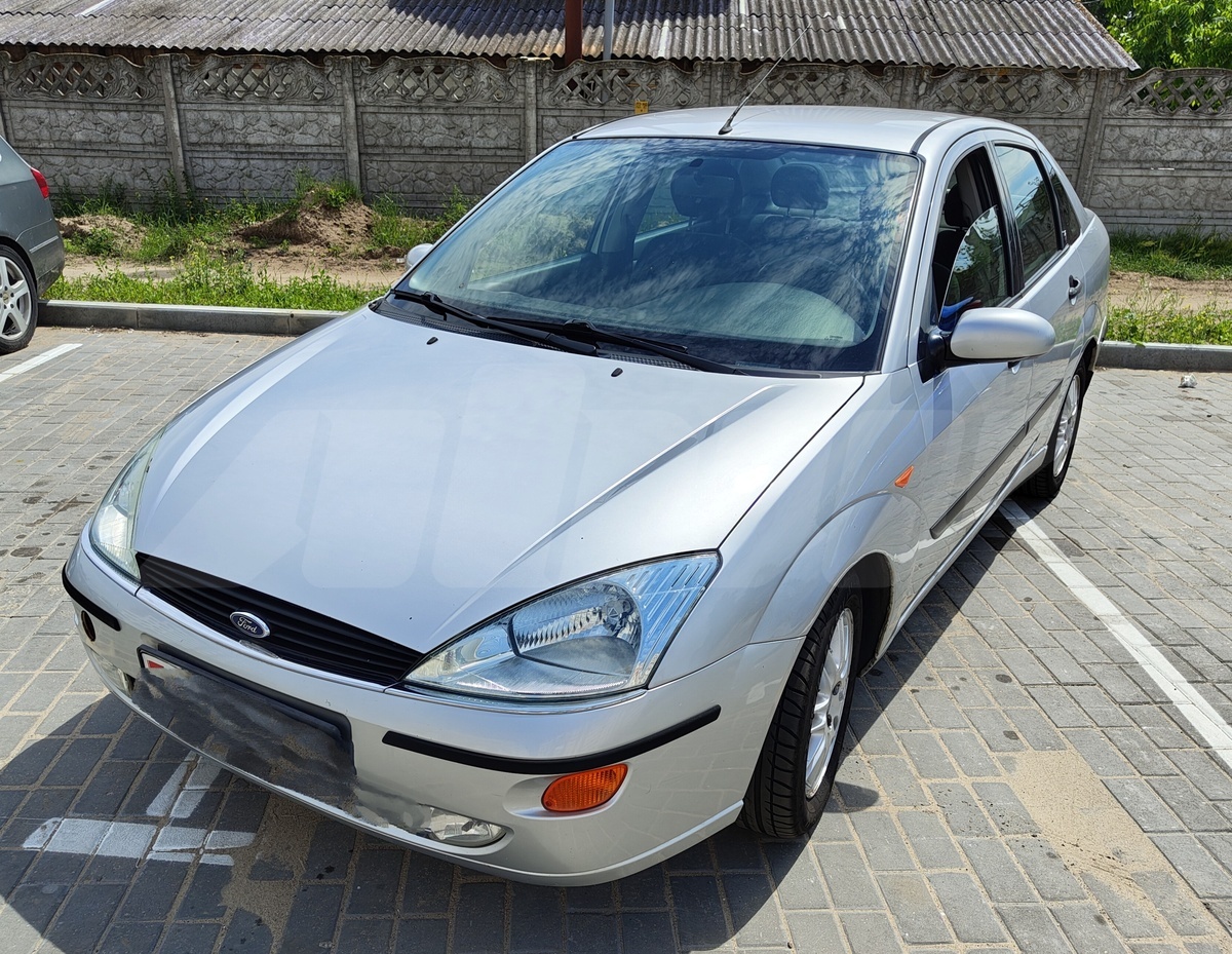 Ford Focus I Рестайлинг, 2001