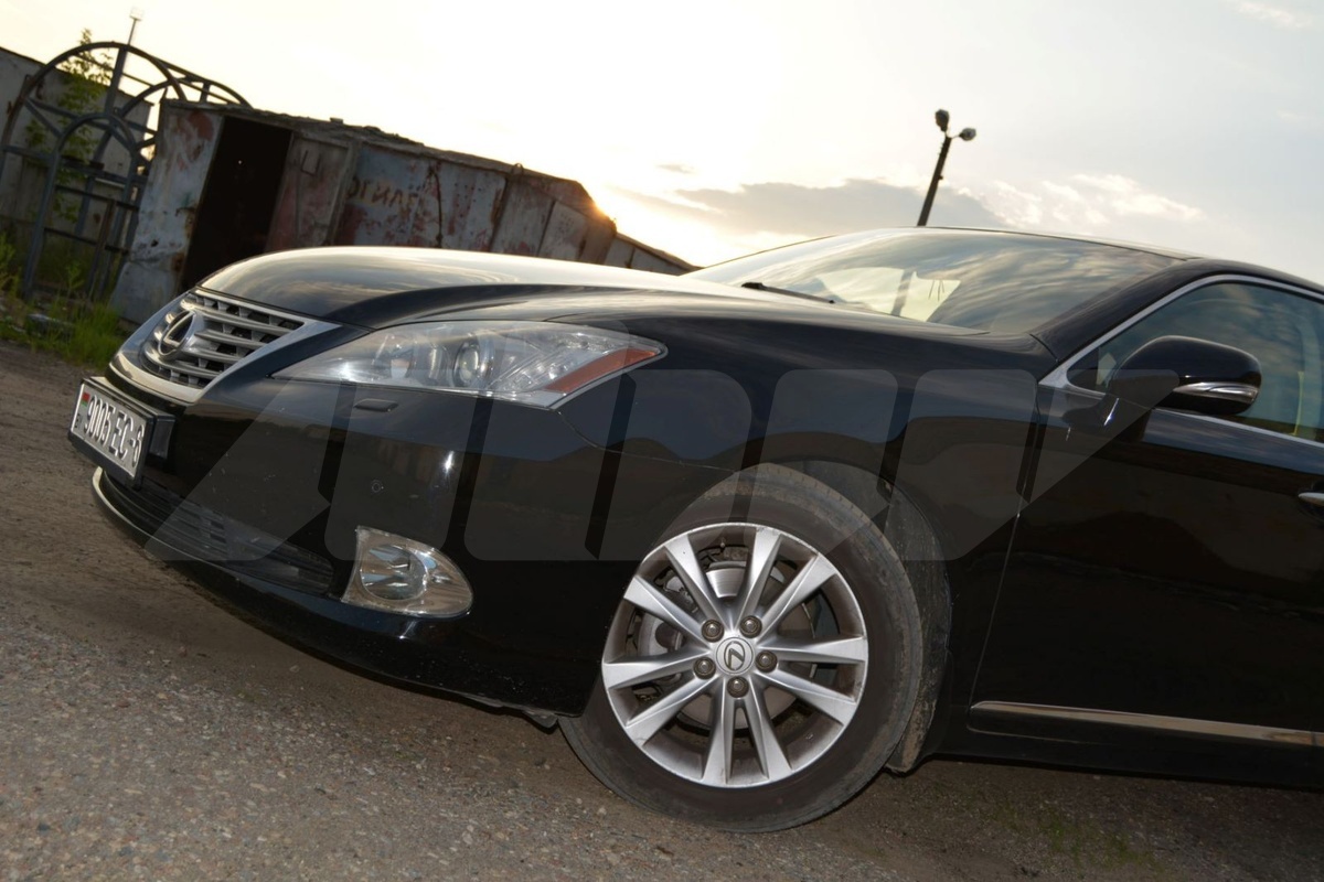 Lexus ES V Рестайлинг, 2011