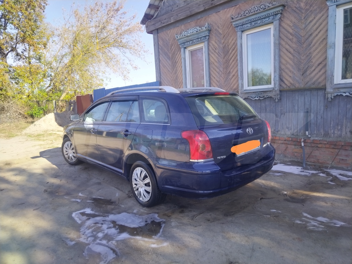 Toyota Avensis II, 2004