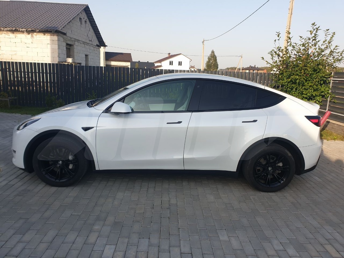 Tesla Model Y I, 2020