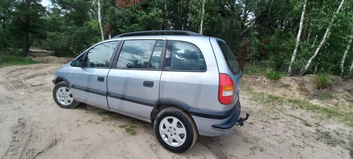 Opel Zafira A, 2000