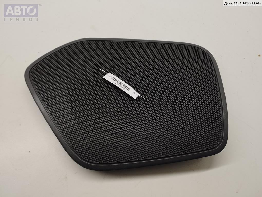 Решетка динамика к Audi Q3 2012