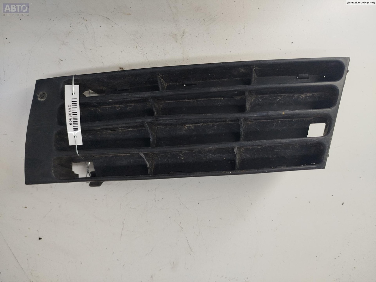 Решетка бампера к Audi A4 2000