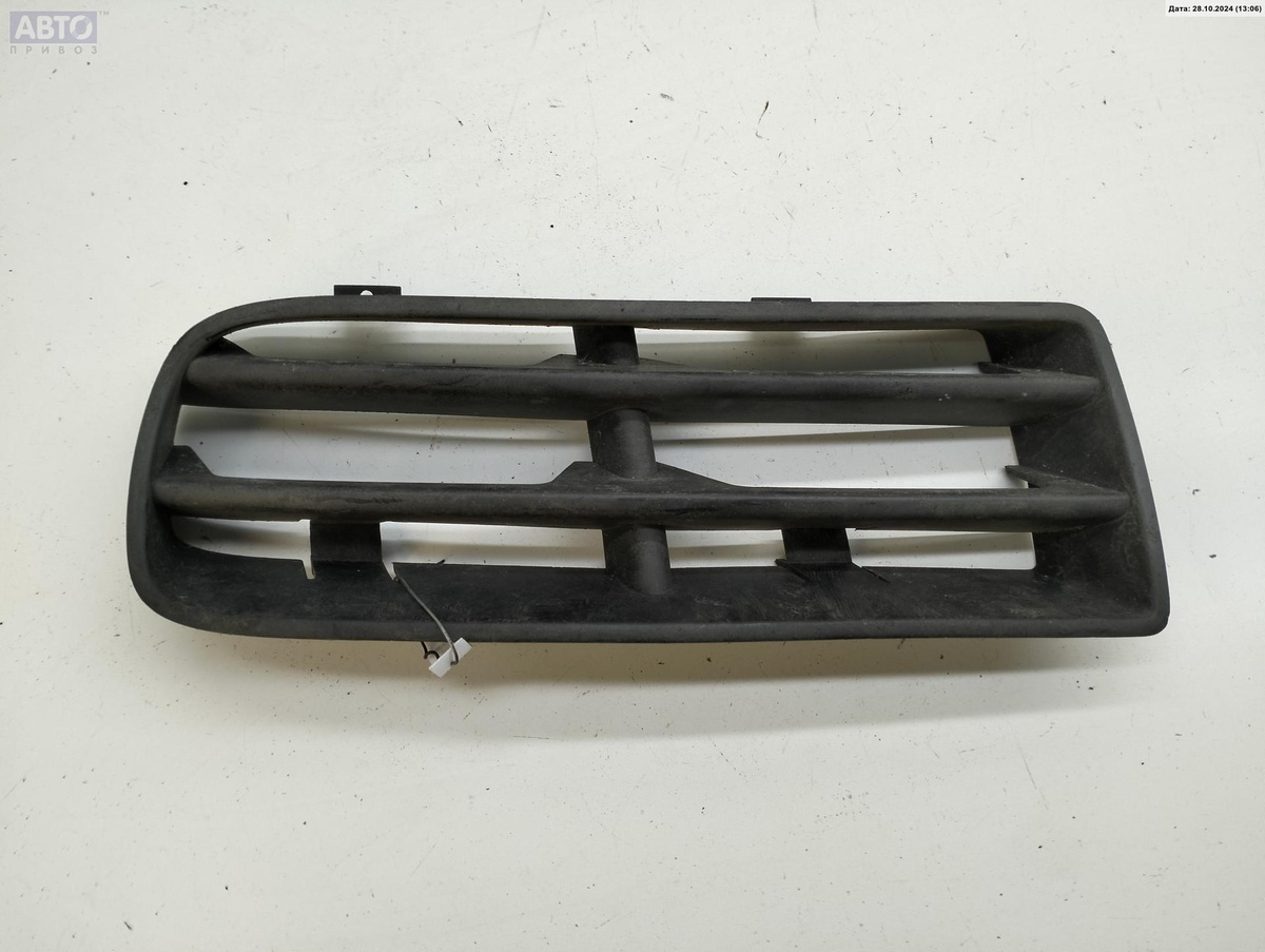 Решетка бампера к Volkswagen Golf 1999