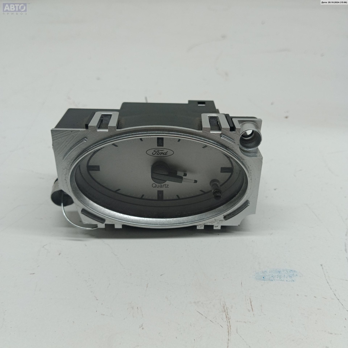 Часы к Ford Mondeo 2002