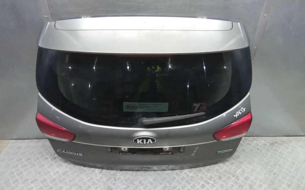 Замок двери к Kia Carens 2015
