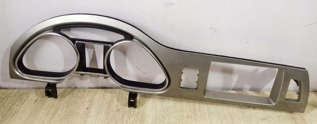 Рамка панели приборов к Audi Q7 2007