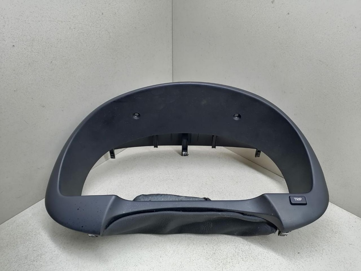 Рамка панели приборов к Hyundai i30 2009