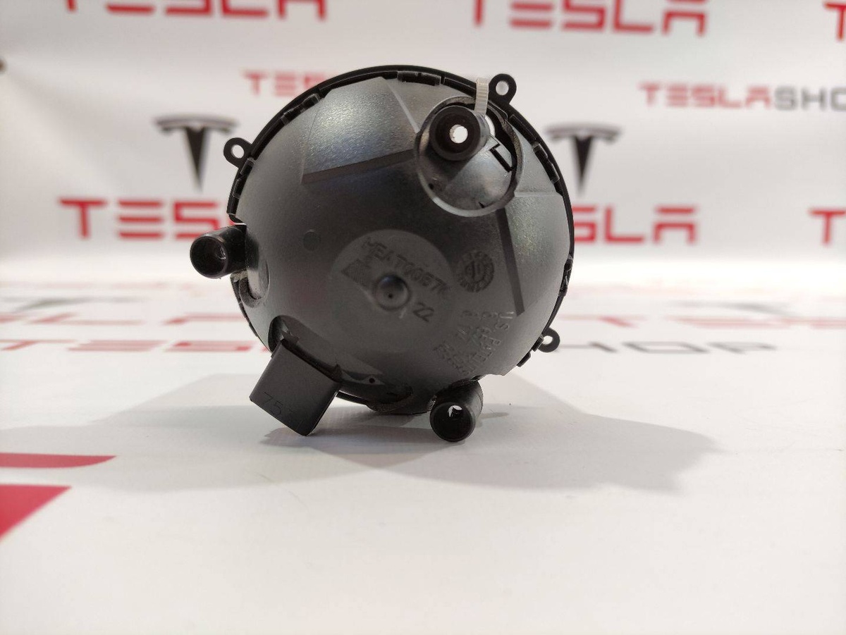 Механизм (прочие) к Tesla Model X 2016