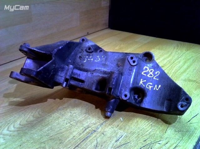 Кронштейн генератора к Mitsubishi Space Star 2003