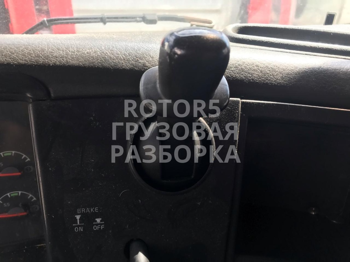 Кран стояночного тормоза к Volvo A6 2007
