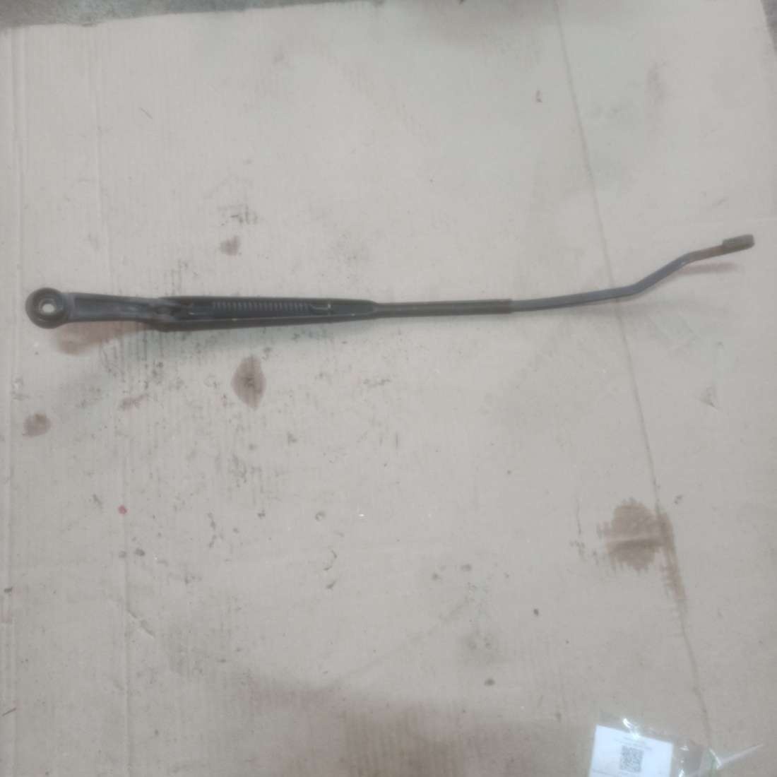 Щеткодержатель к Mazda 626 1994