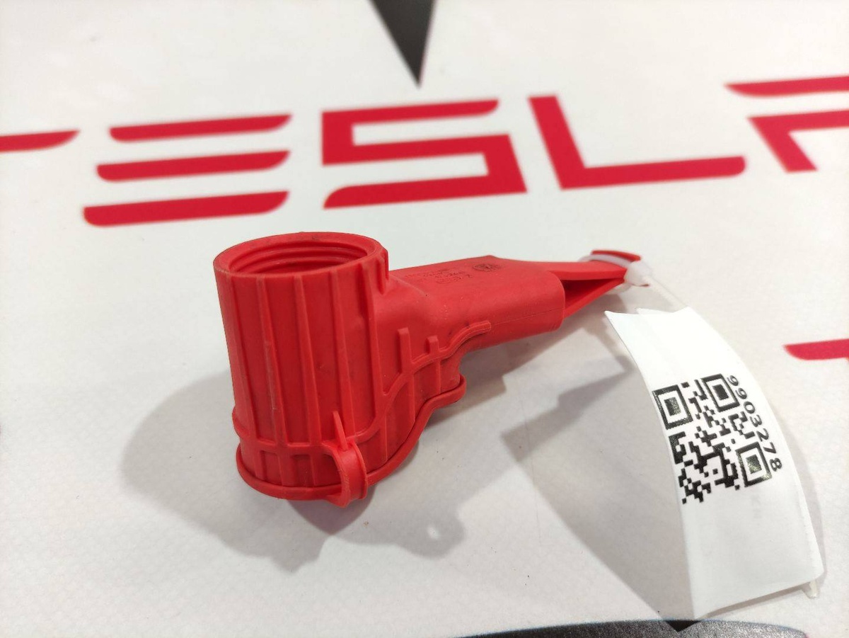 Крепление проводки к Tesla Model 3 2019