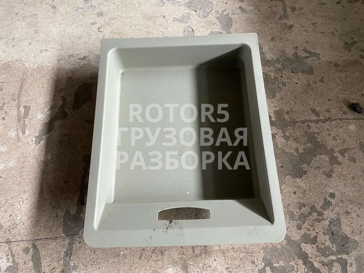 Вещевой ящик центральной консоли к Volvo A6 2015