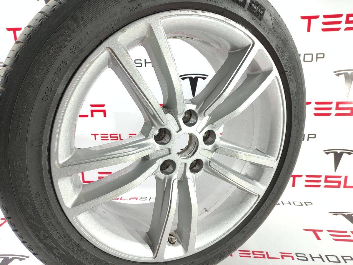 Диск литой к Tesla Model S 2015