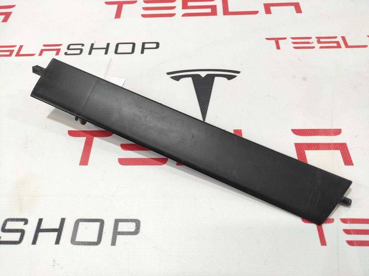 Жалюзи к Tesla Model X 2017