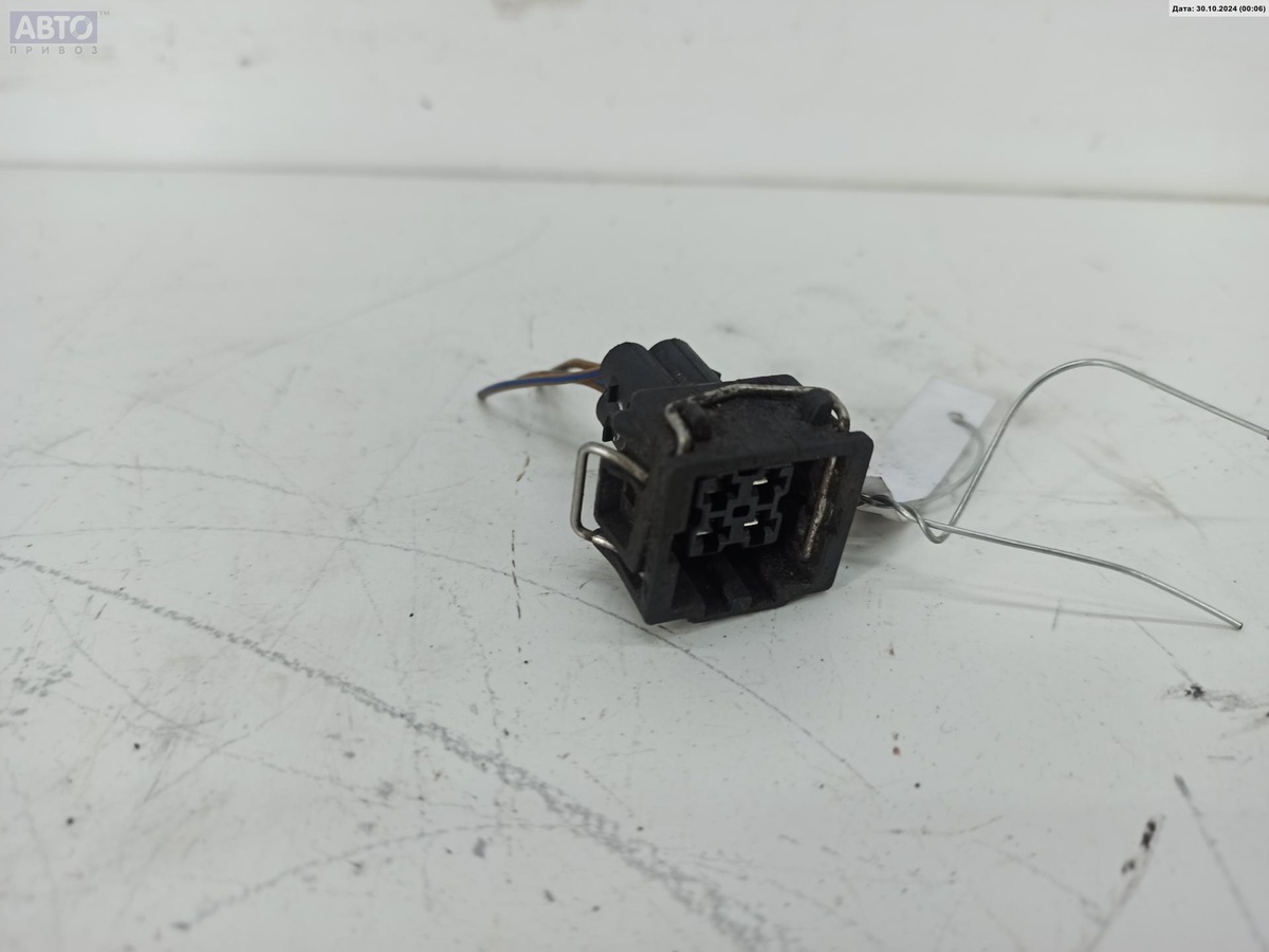 Разъем AUX / USB к Audi A8 2000