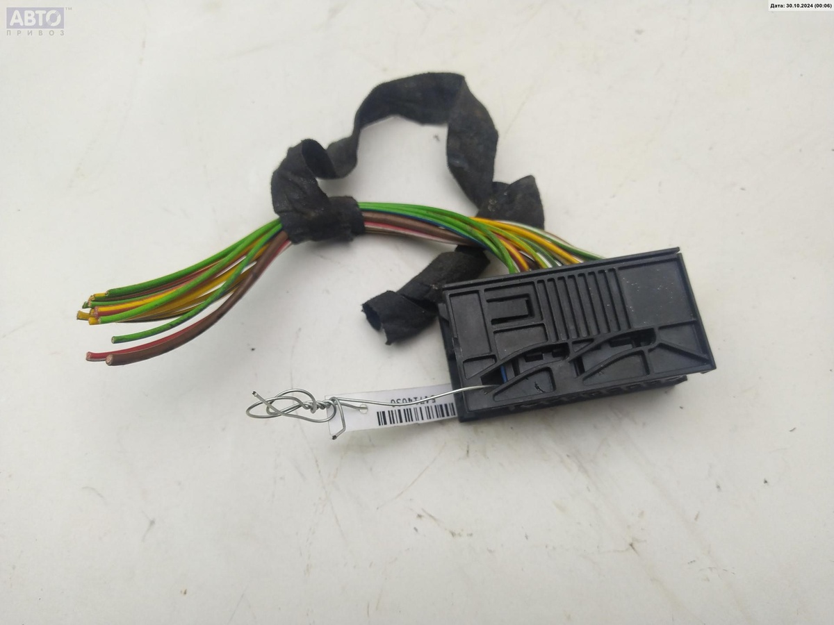 Разъем AUX / USB к Mercedes-Benz E-klasse 2001
