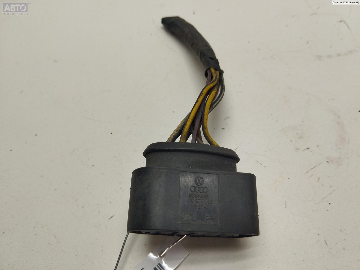 Разъем AUX / USB к Volkswagen Sharan 2001