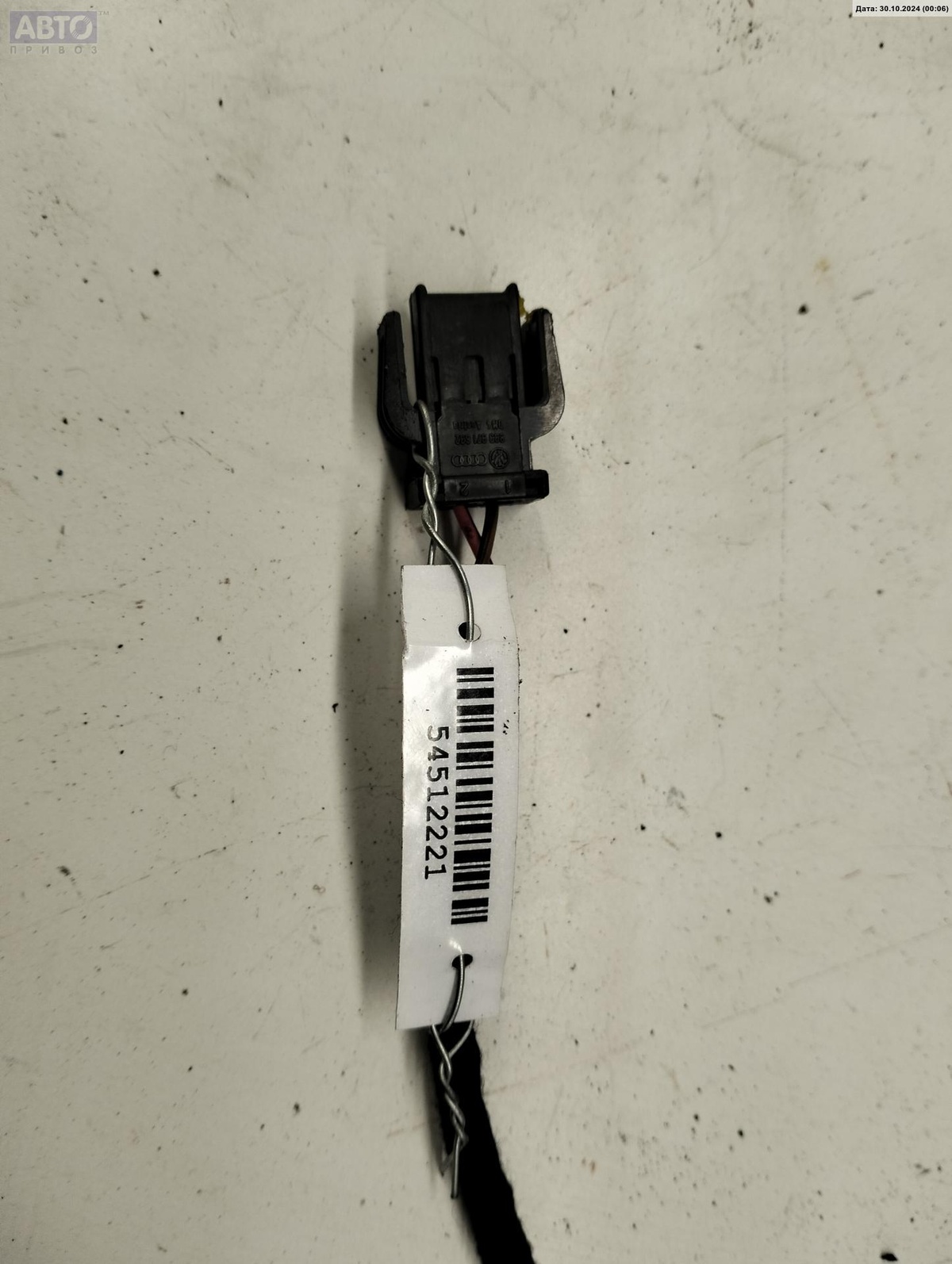 Разъем AUX / USB к Volkswagen Passat 2003