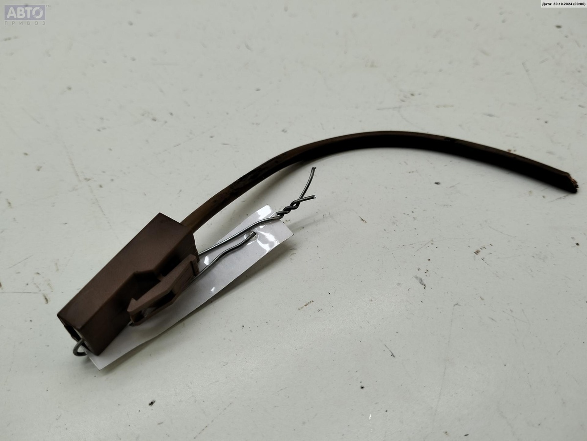 Разъем AUX / USB к Volkswagen Passat 1996