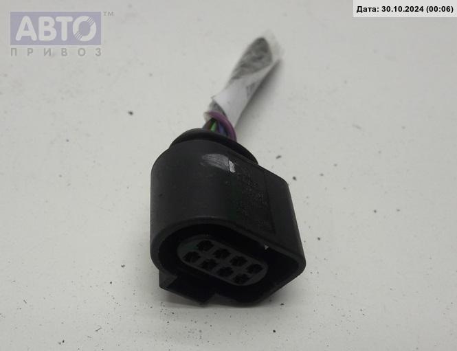 Разъем AUX / USB к Volkswagen Golf 1998